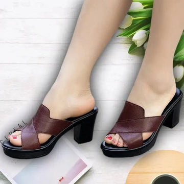 Sandals/Slippers with thick heels